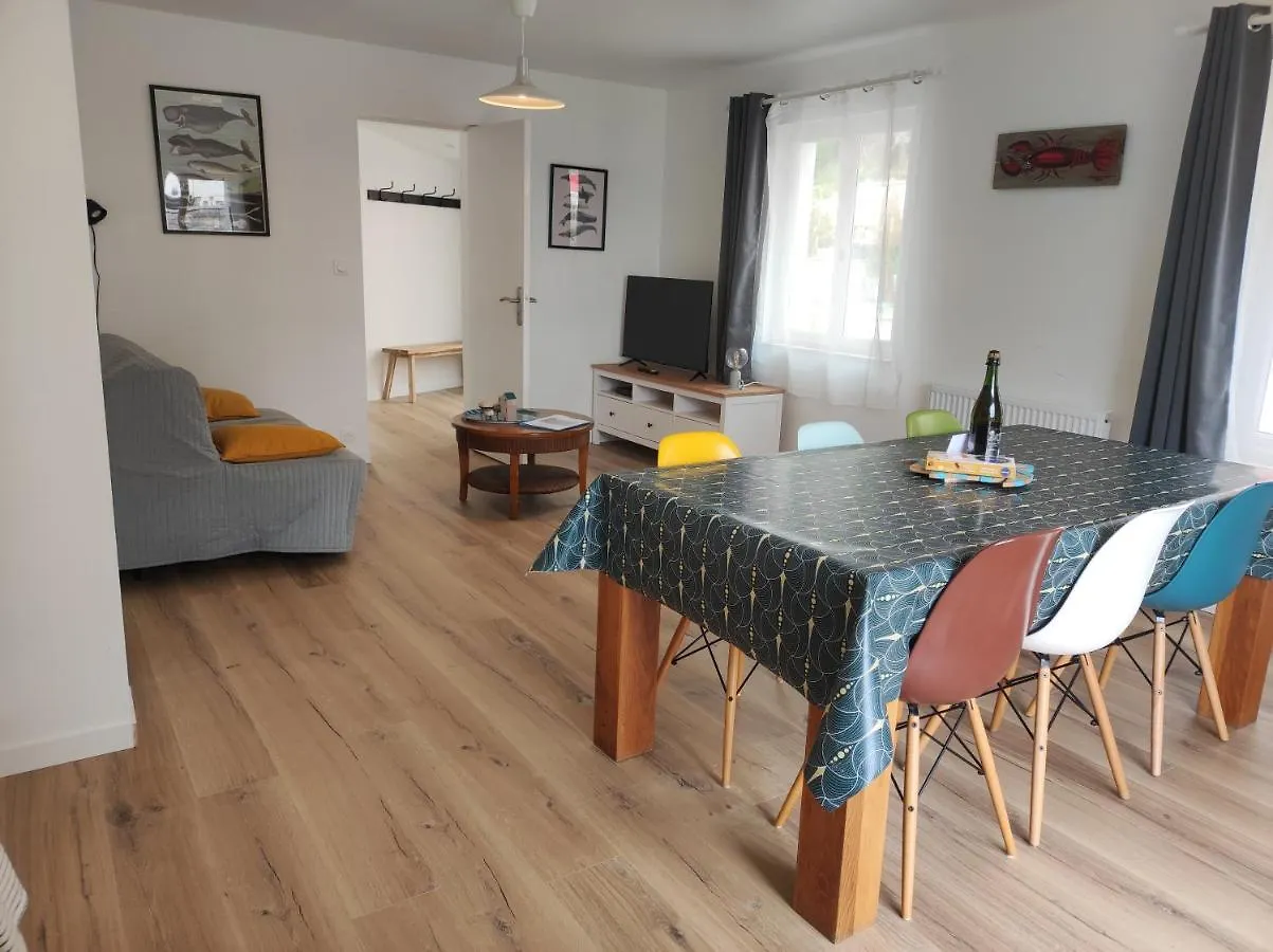 La Maison De La Plage Plouézec 0*,  Frankrig
